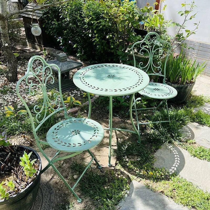 French Country Iron Table and  - огляд і ціна Outdoor Furniture Metal Chairs